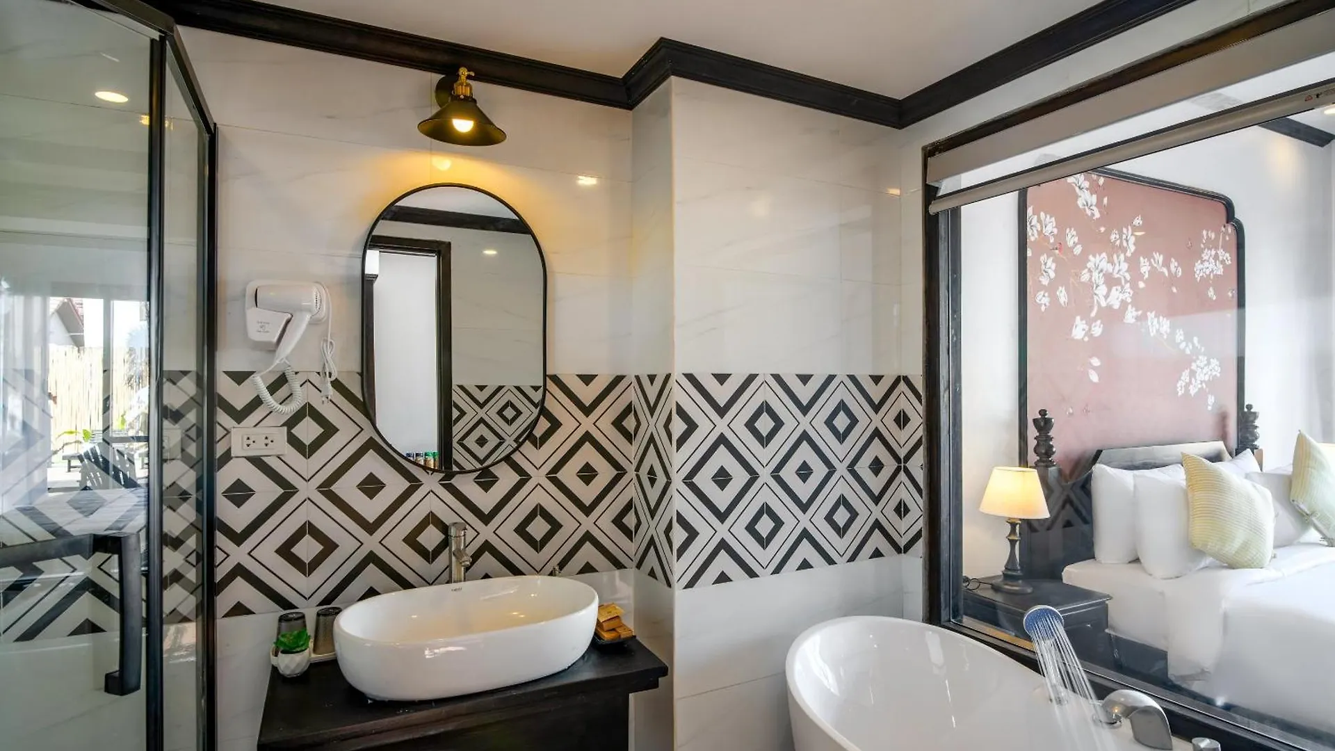 ****  Luang Prabang Vang Luang Hotel Laos